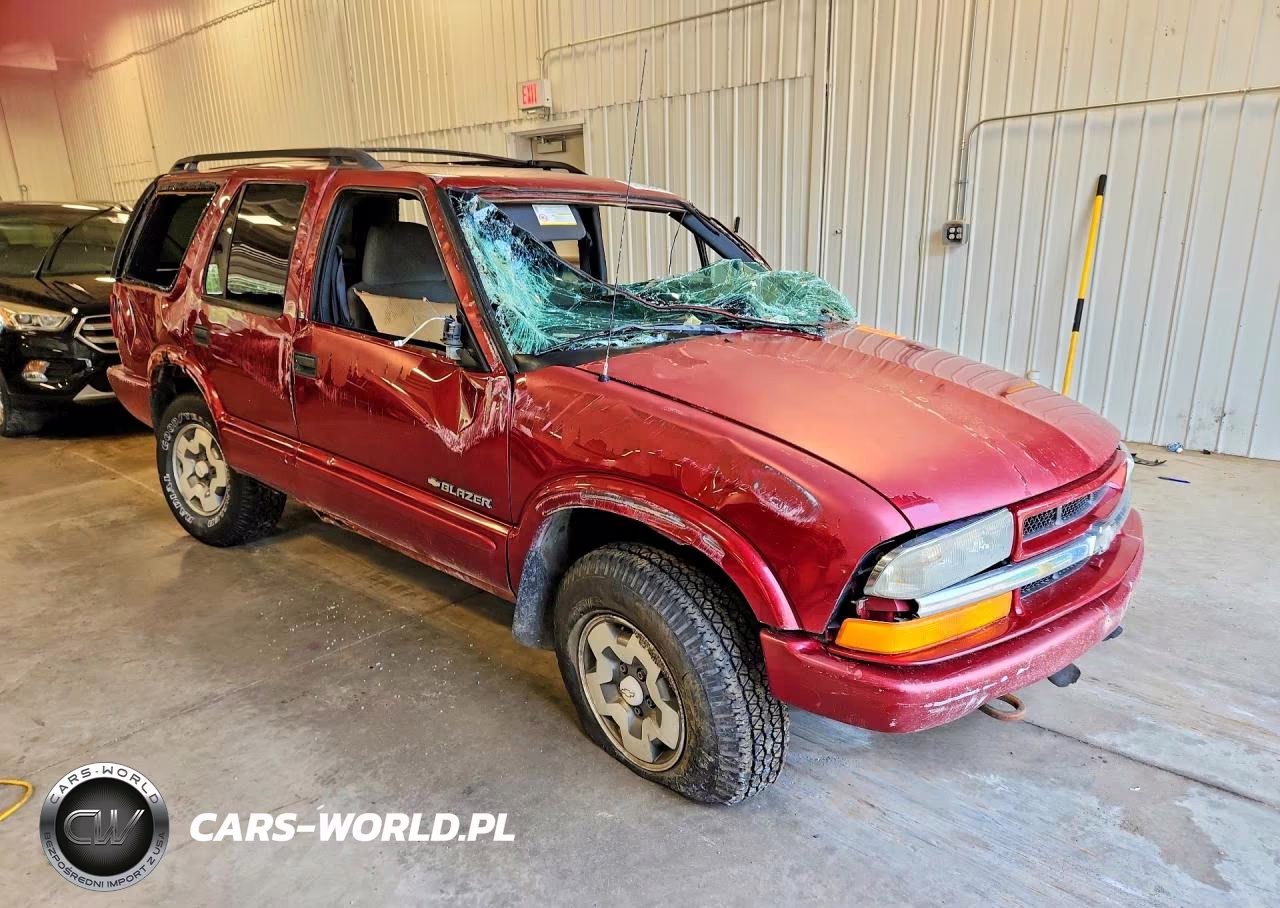 2002 Chevrolet Blazer VIN:1GNDT13WX2K113693 - 4
