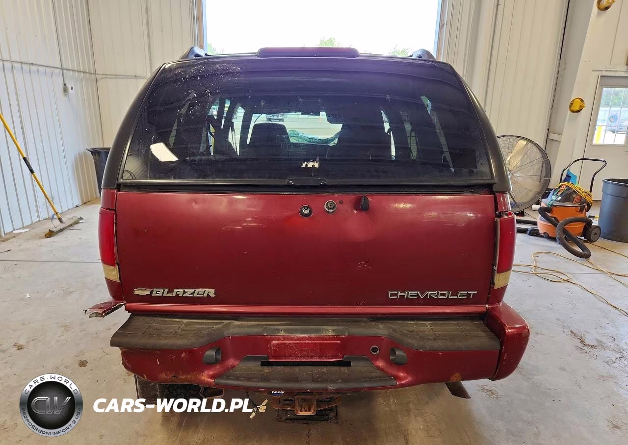 2002 Chevrolet Blazer VIN:1GNDT13WX2K113693 - 6