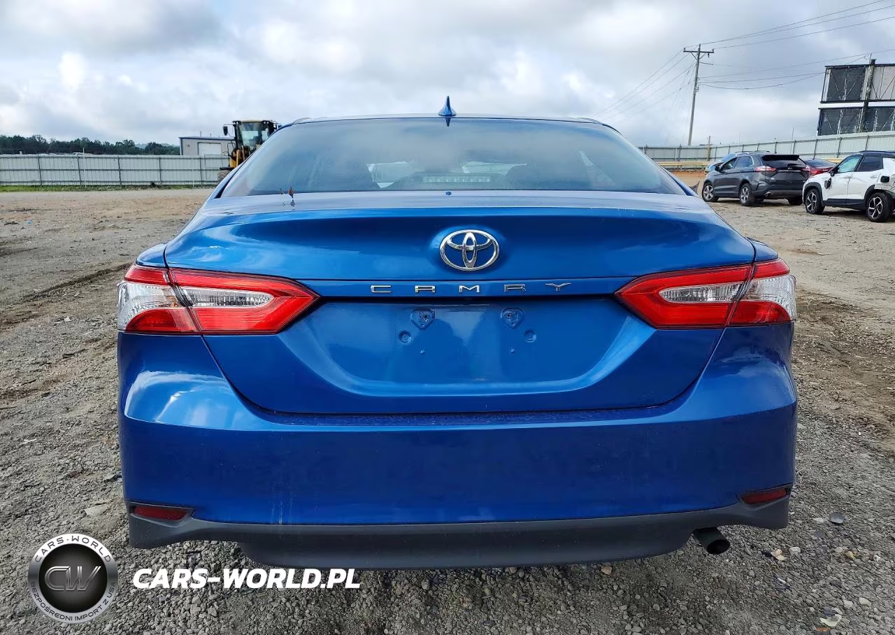 2019 Toyota Camry Le VIN:4T1B11HK2KU285714 - 6