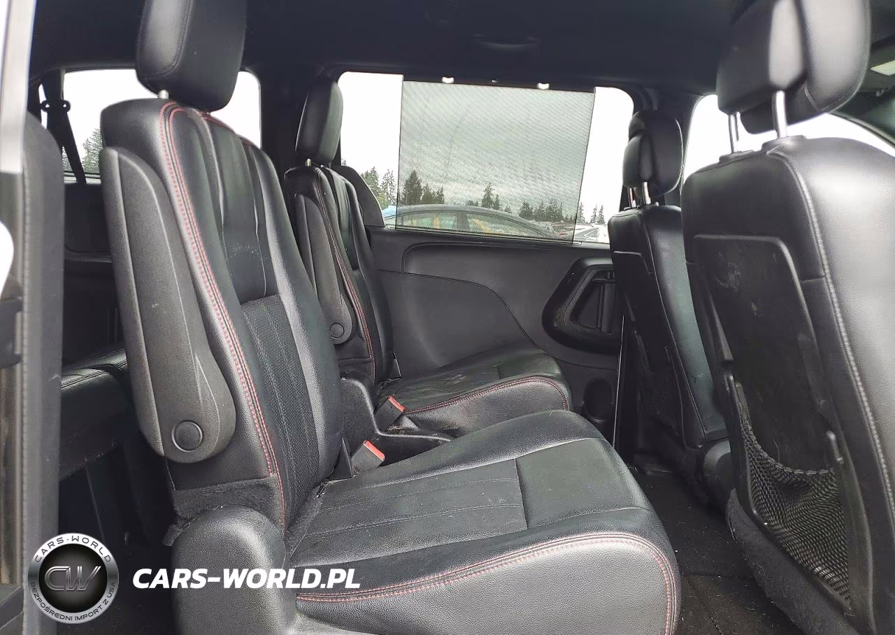 2018 Dodge Grand Caravan Gt VIN:2C4RDGEG9JR359929 - 11