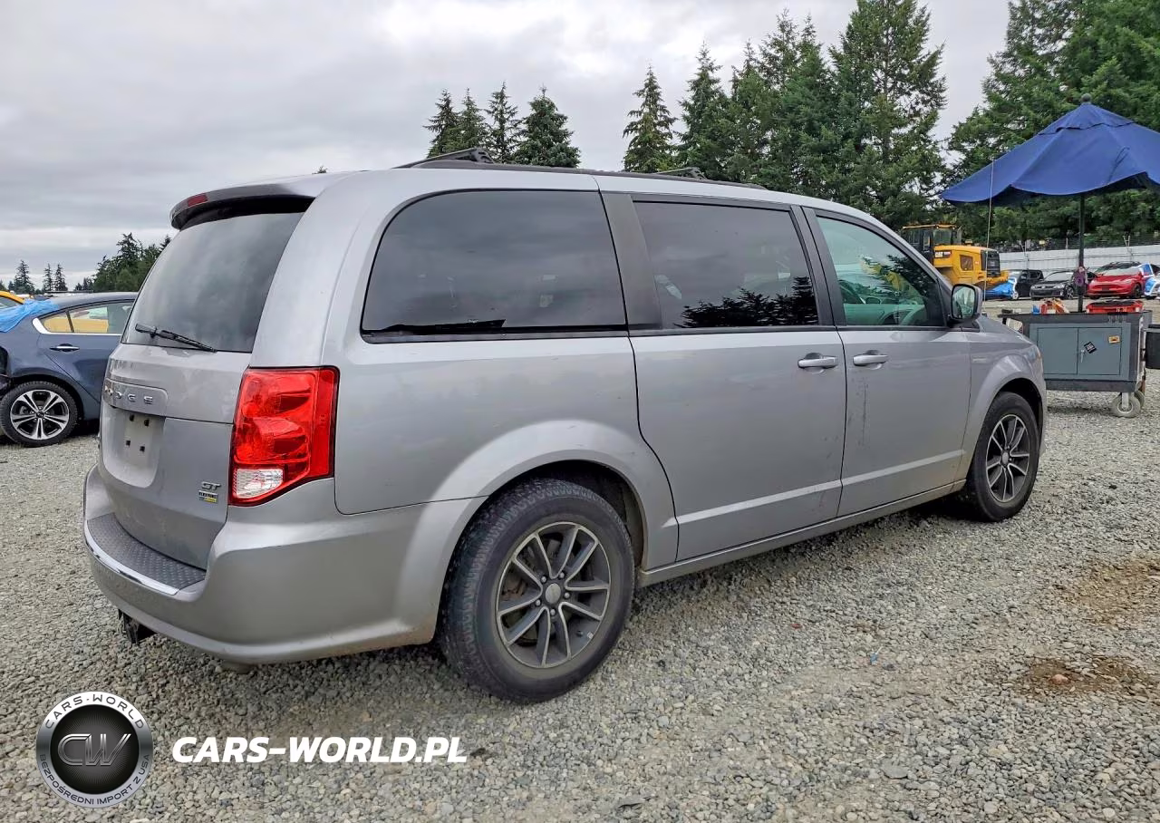 2018 Dodge Grand Caravan Gt VIN:2C4RDGEG9JR359929 - 3