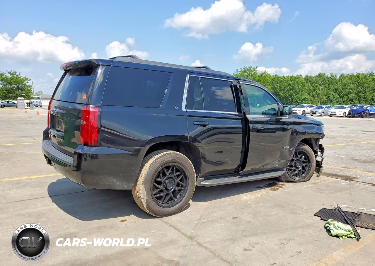2017 Chevrolet Tahoe K1500 Lt VIN:1GNSKBKC8HR161720 - 3
