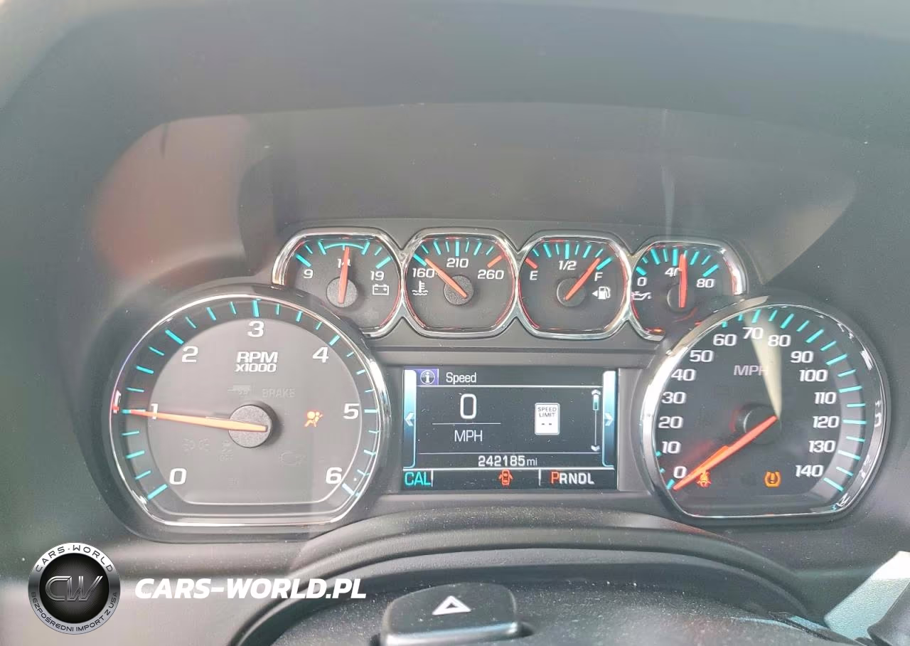 2017 Chevrolet Tahoe K1500 Lt VIN:1GNSKBKC8HR161720 - 9