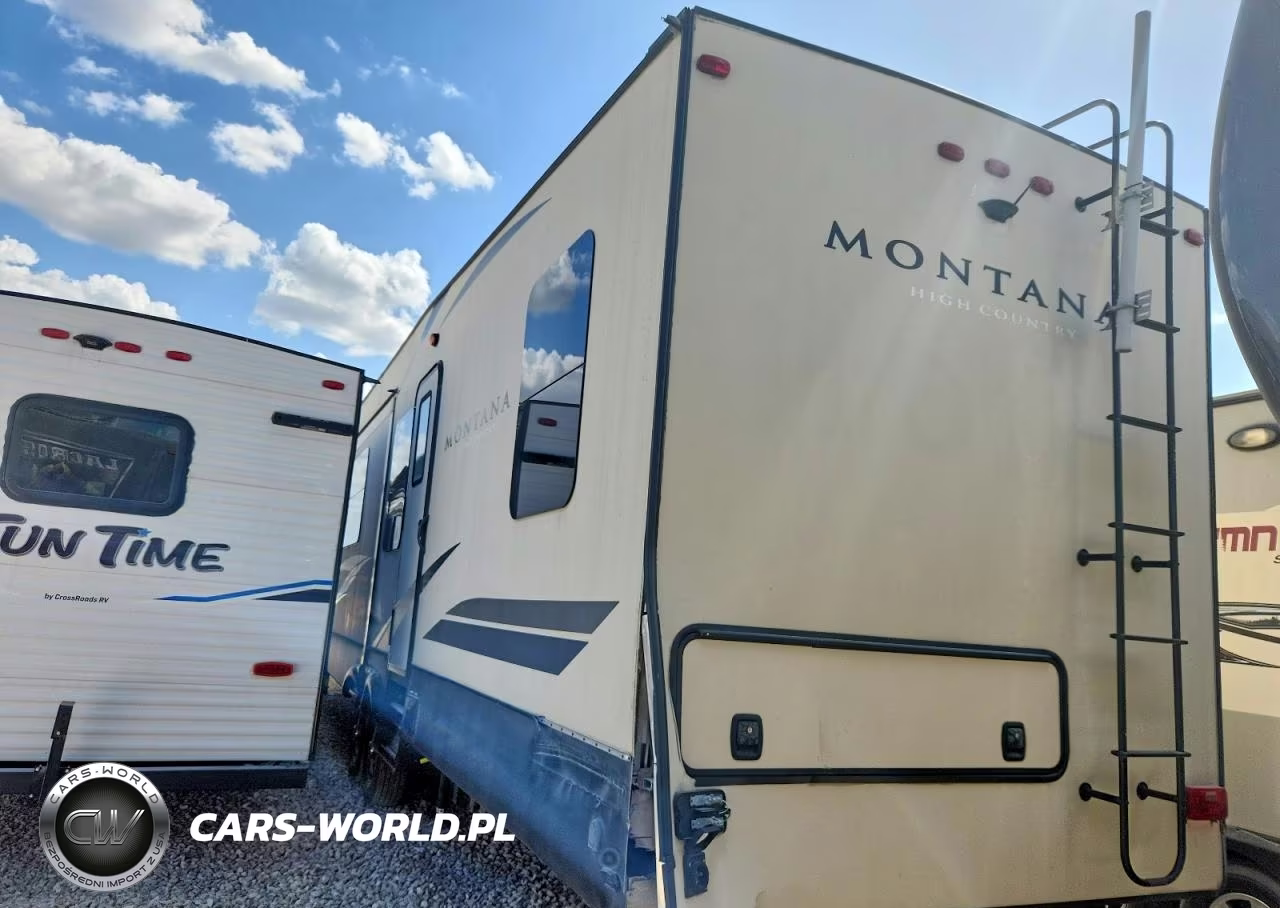2018 Keystone Montana Camper VIN:4YDF37523JA741899 - 3