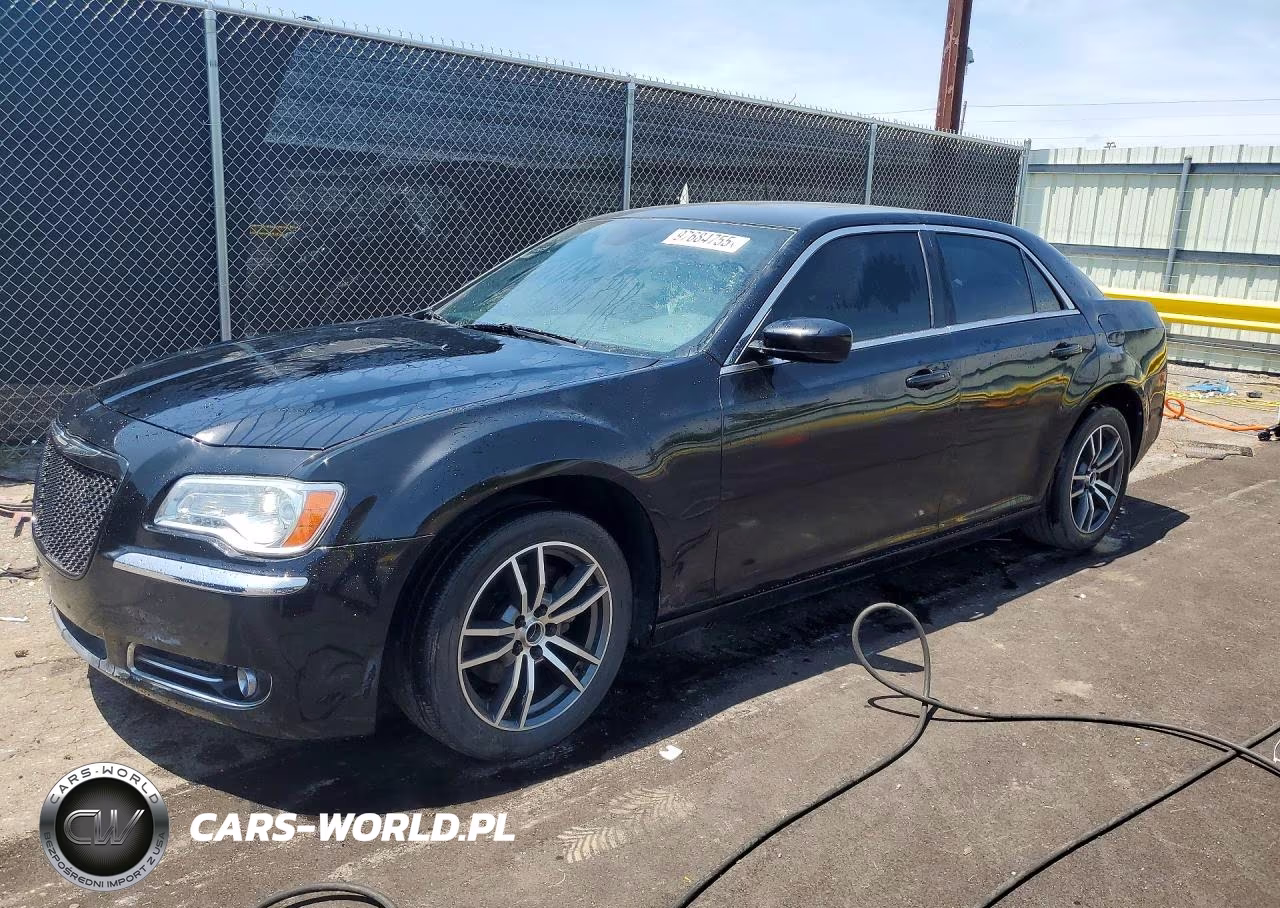2014 Chrysler 300C – zdjęcie 1 z 12