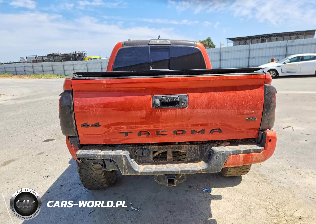 2017 Toyota Tacoma Trd Sport VIN:3TMCZ5AN6HM050579 - 6