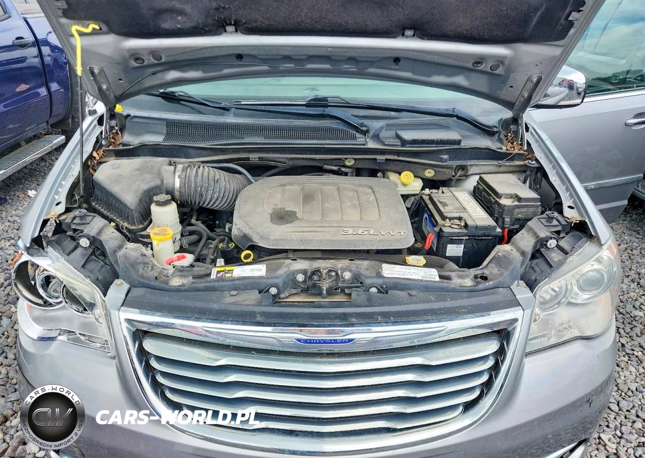 2016 Chrysler Town & Country Limited Platinum VIN:2C4RC1GG3GR177505 - 12