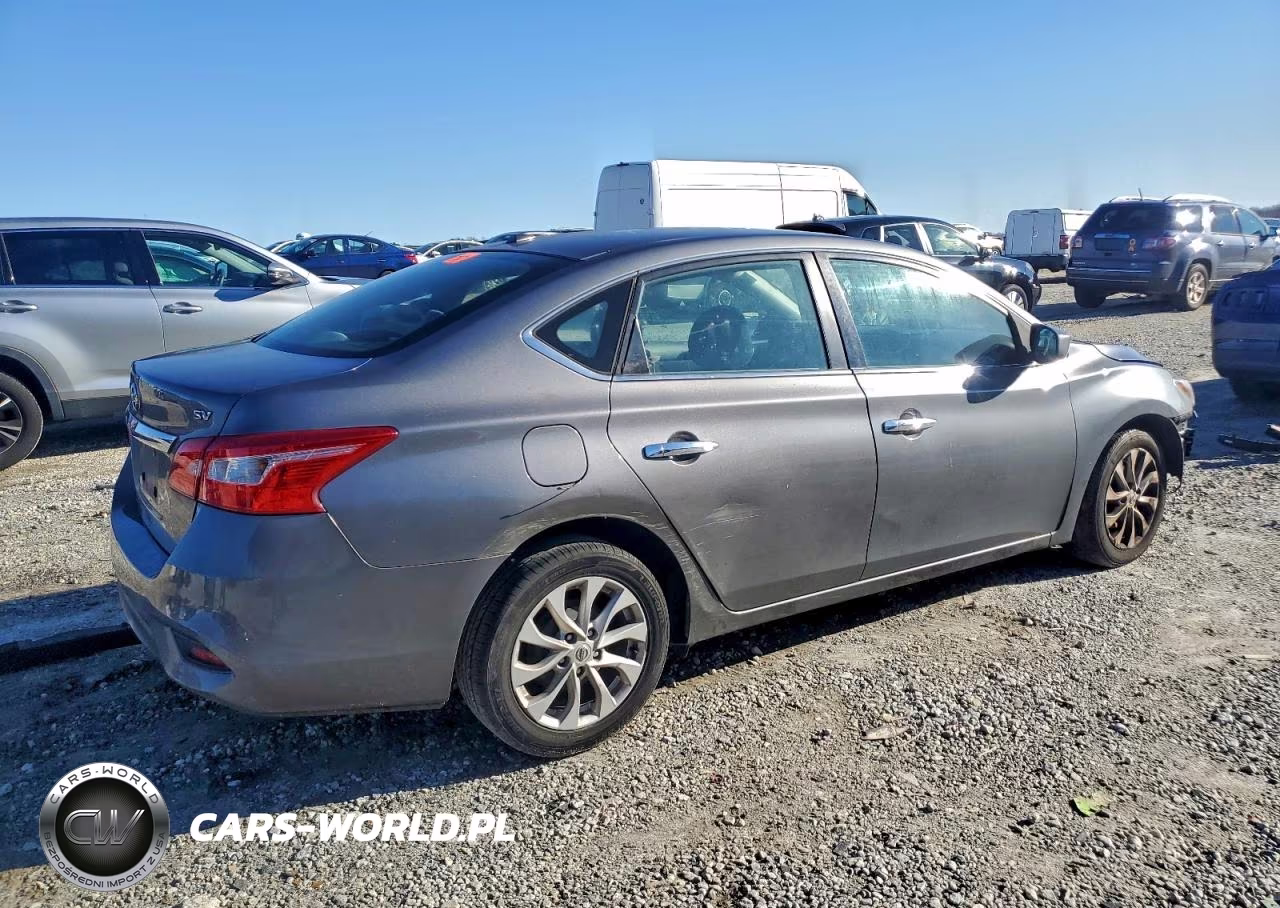 2018 Nissan Sentra VIN:3N1AB7AP8JL648664 - 3