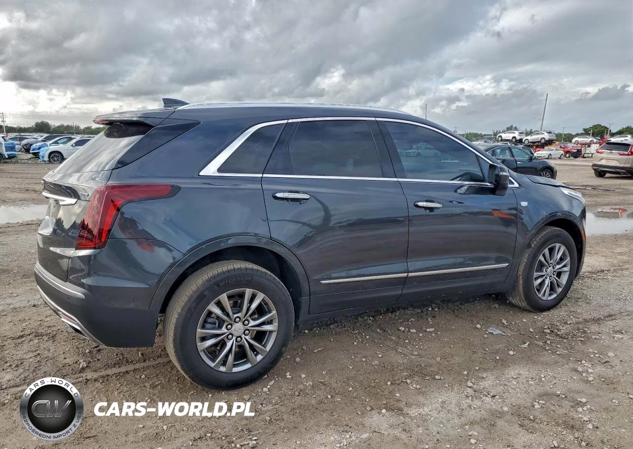 2022 Cadillac Xt5 Premium Luxury VIN:1GYKNCRS4NZ131364 - 3