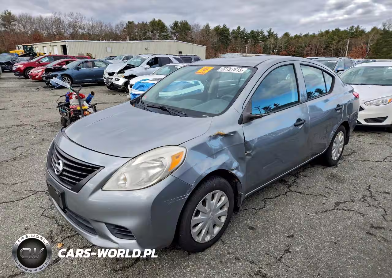 2014 Nissan Versa S