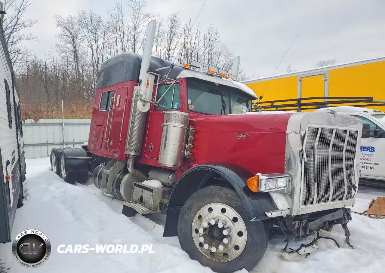 2002 Peterbilt 379 Semi Truck