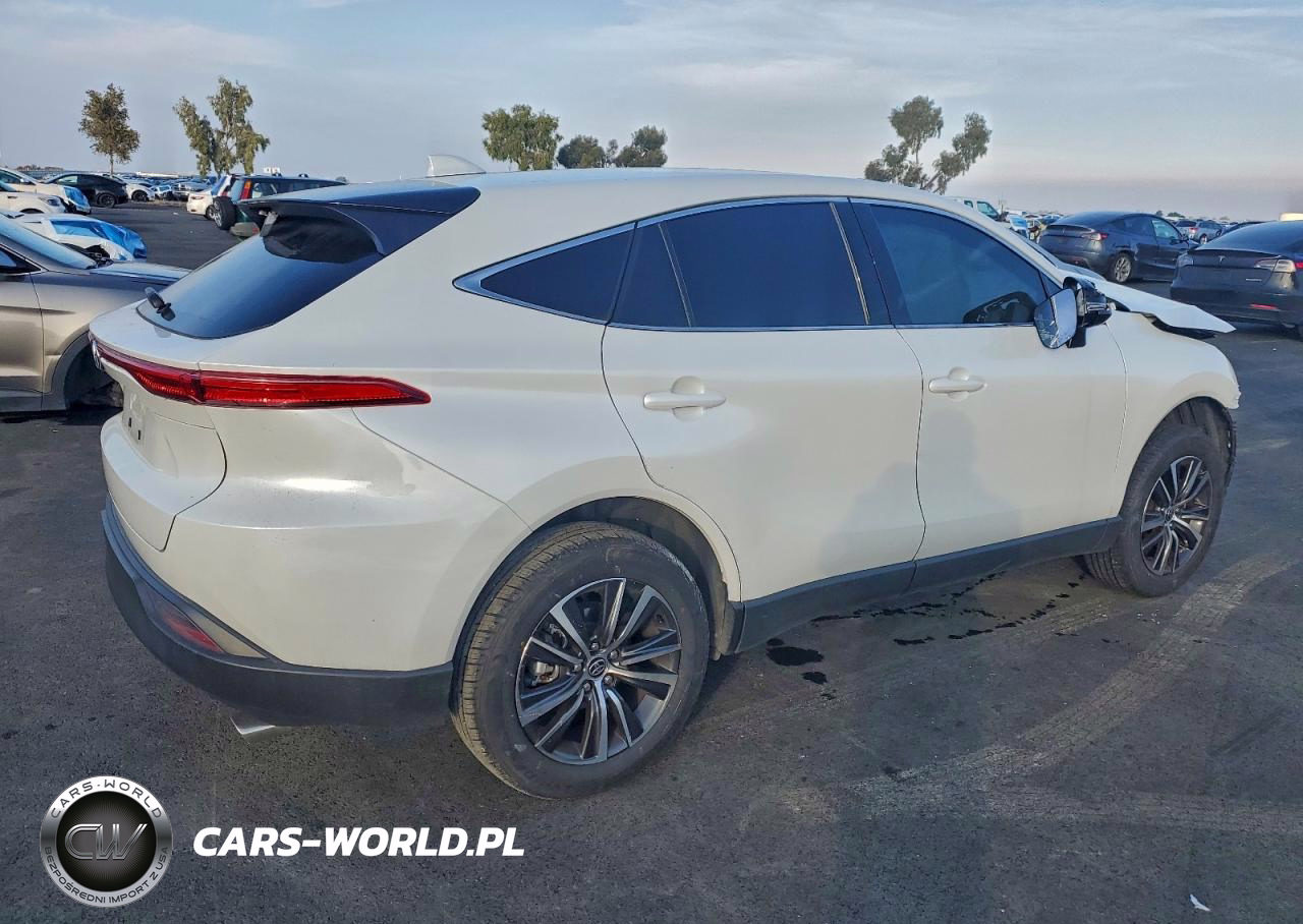 2024 Toyota Venza Le VIN:JTEAAAAH9RJ177936 - 3