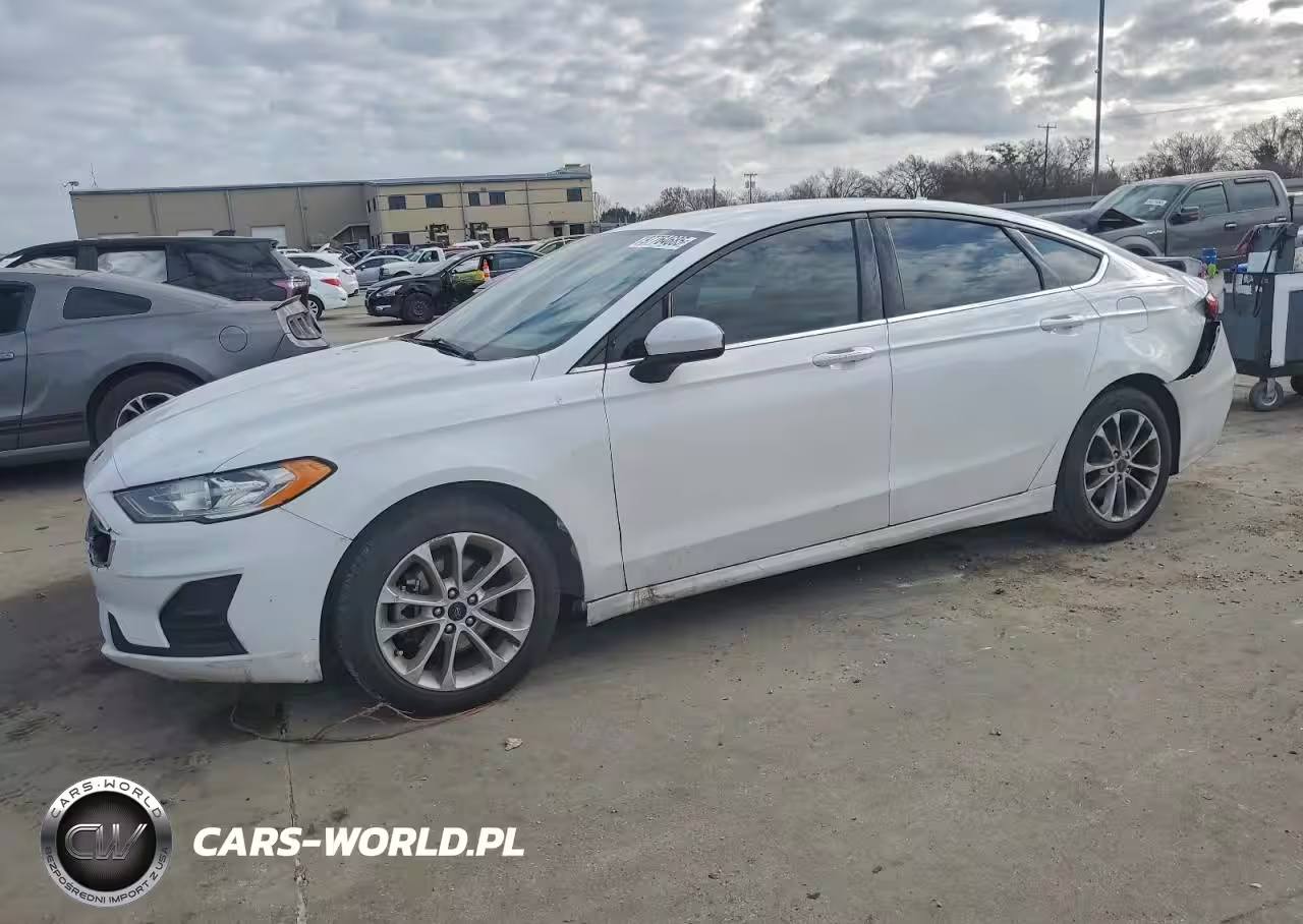 2020 Ford Fusion Se