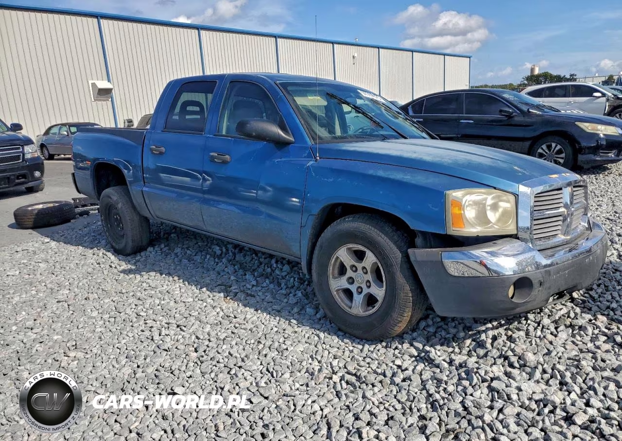 2005 Dodge Dakota Quad Slt VIN:1D7HE48K55S330428 - 4