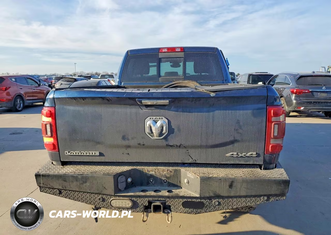 2019 Ram 2500 Laramie VIN:3C6UR5FL0KG714934 - 6