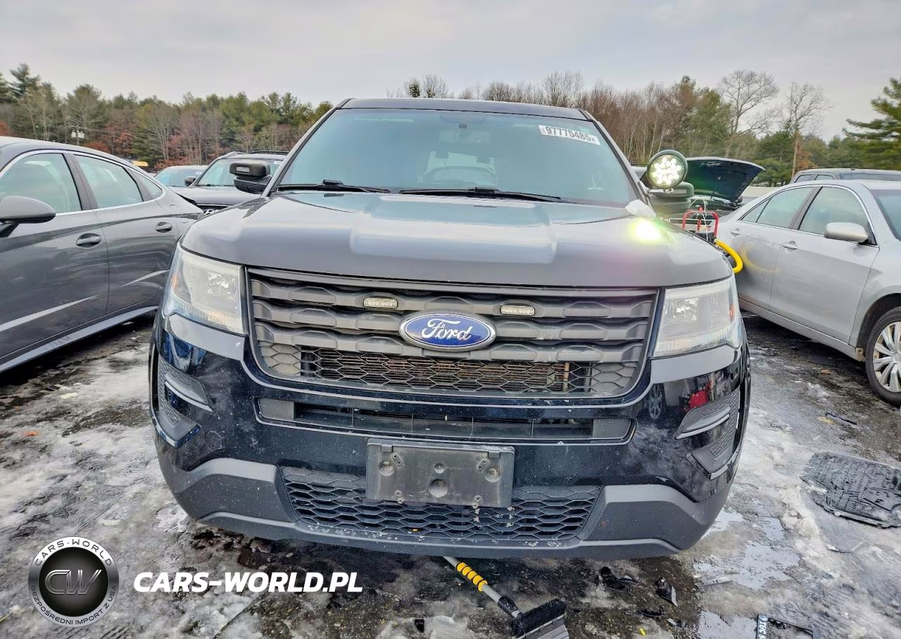 2018 Ford Explorer Police Interceptor VIN:1FM5K8ARXJGB69152 - 5