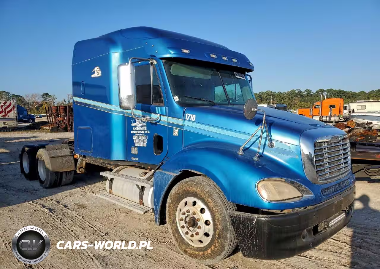 2009 Freightliner Columbia 120 Semi Truck