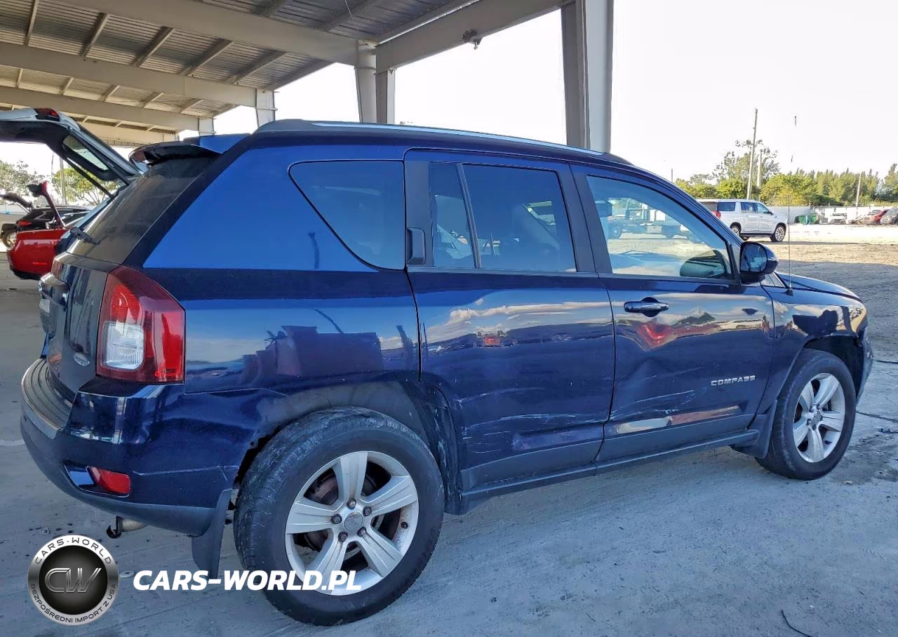2015 Jeep Compass Latitude VIN:1C4NJDEB3FD162971 - 3