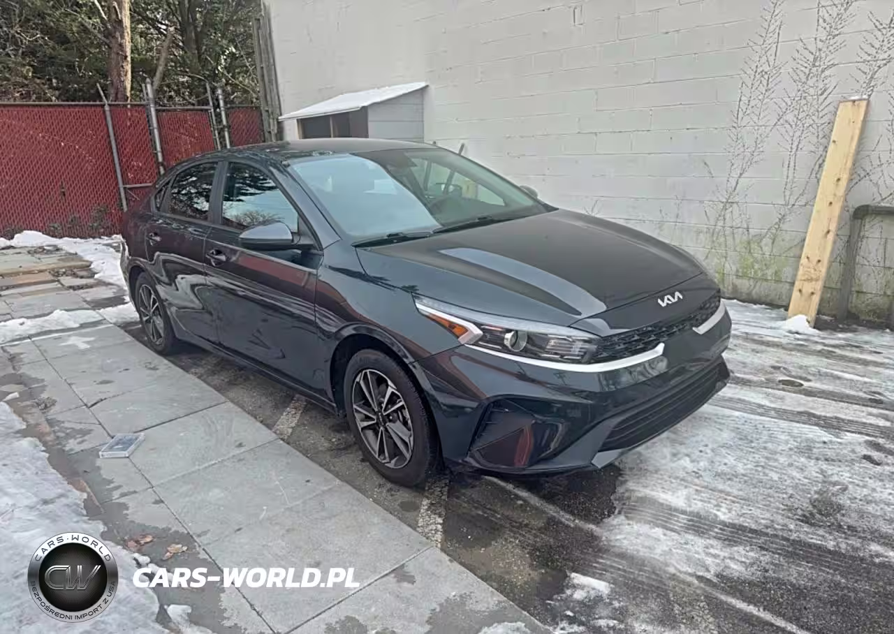 2023 Kia Forte Lx