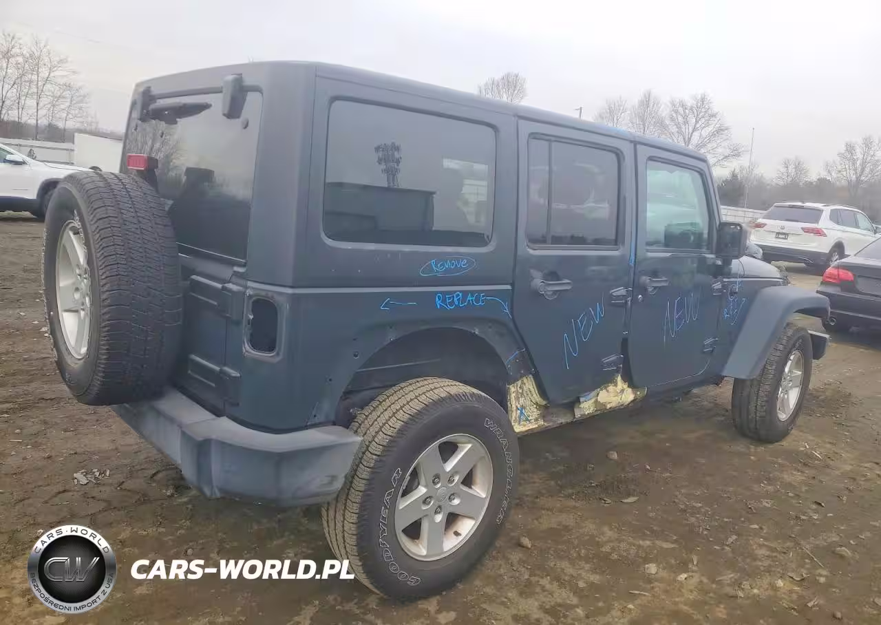 2016 Jeep Wrangler Unlimited Sport VIN:1C4BJWDG6GL333425 - 3