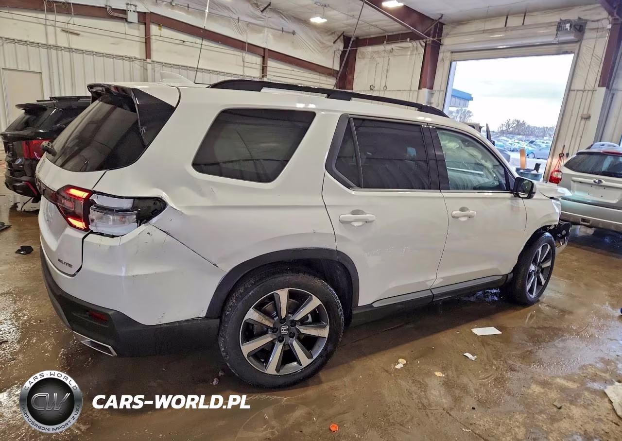 2025 Honda Pilot Elite VIN:5FNYG1H87SB159696 - 3