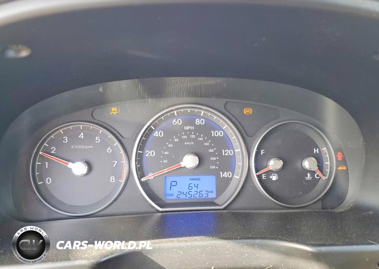 2010 Hyundai Santa Fe Limited V6 VIN:5NMSKDAG9AH355417 - 9