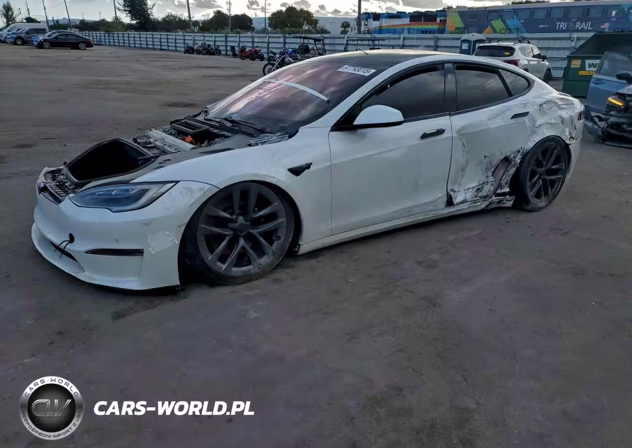 2022 TESLA MODEL S PLAID TRI MOTOR ALL-WHEEL DRIVE