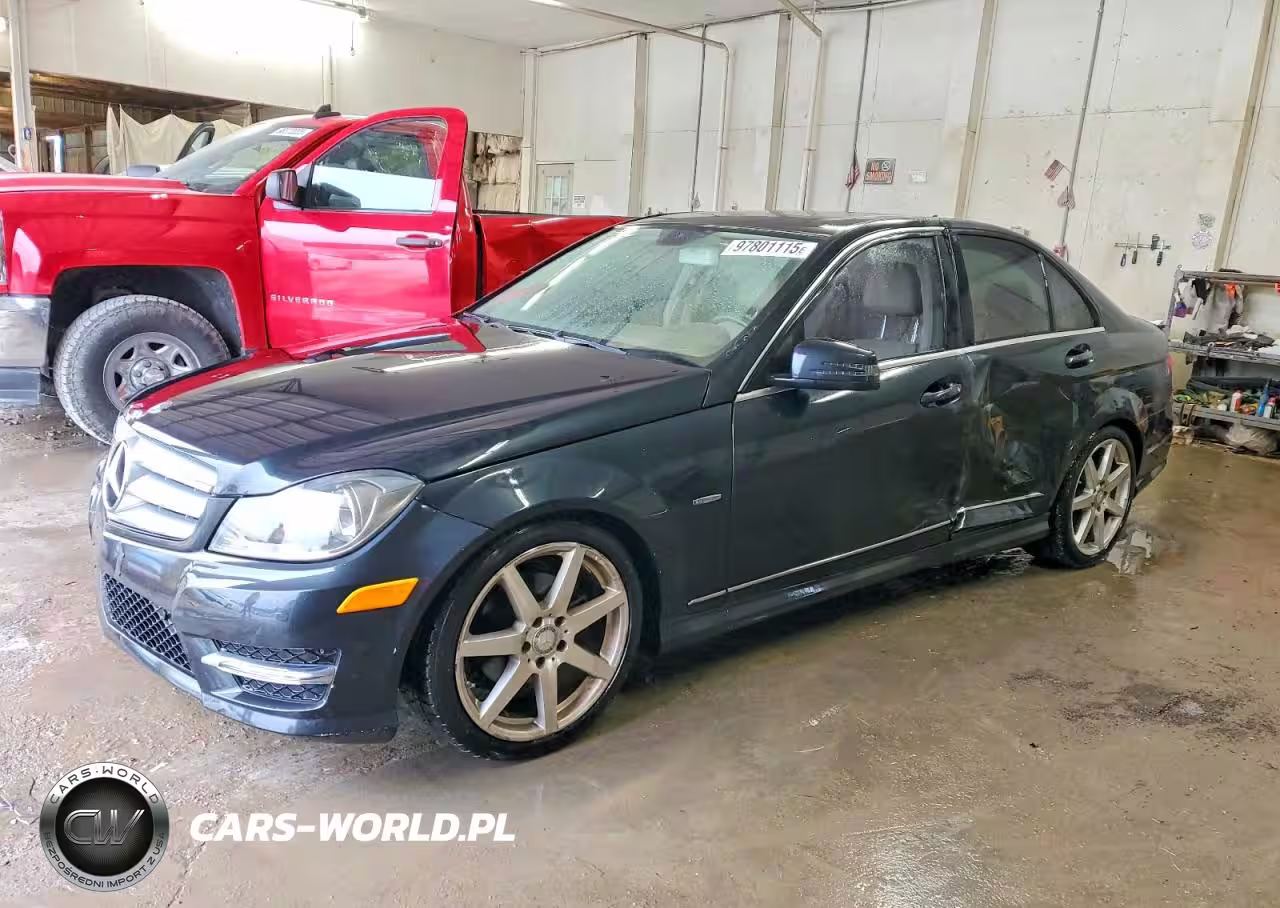 2012 Mercedes-Benz C 250