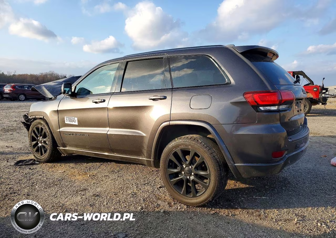 2019 Jeep Grand Cherokee Laredo VIN:1C4RJEAG4KC630764 - 2