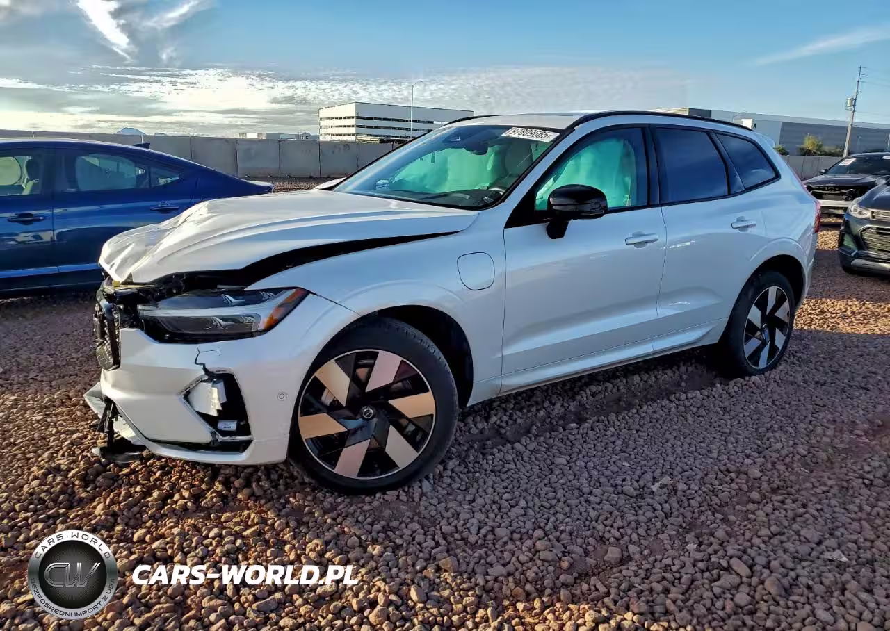 2025 Volvo Xc60 Plus