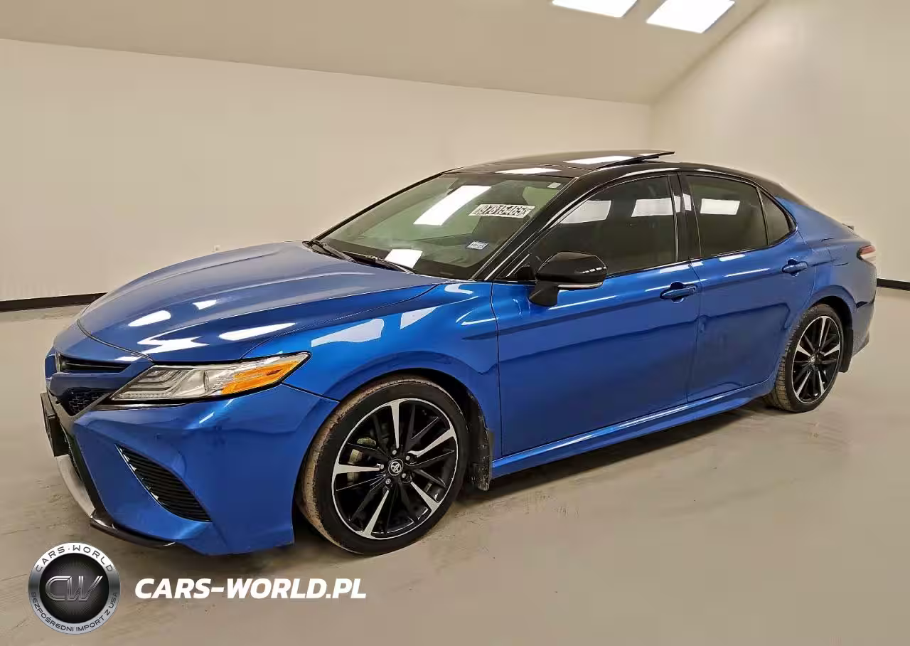 2020 Toyota Camry Xse