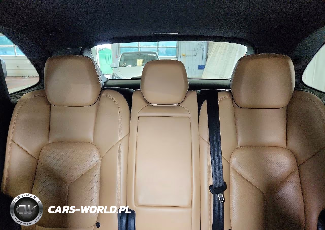 2018 Porsche Cayenne S VIN:WP1AB2A2XJLA60814 - 10
