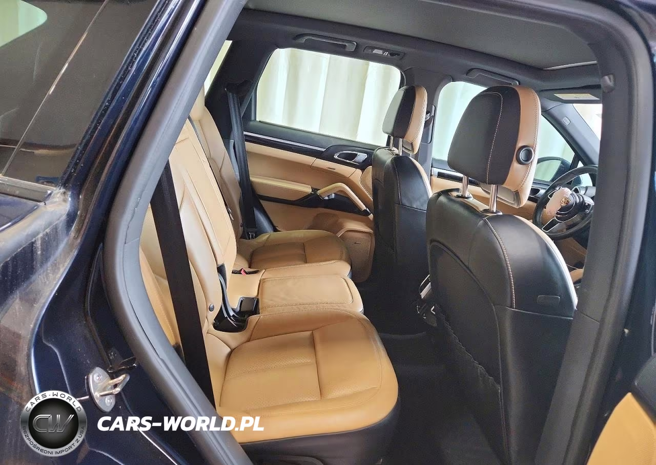 2018 Porsche Cayenne S VIN:WP1AB2A2XJLA60814 - 11