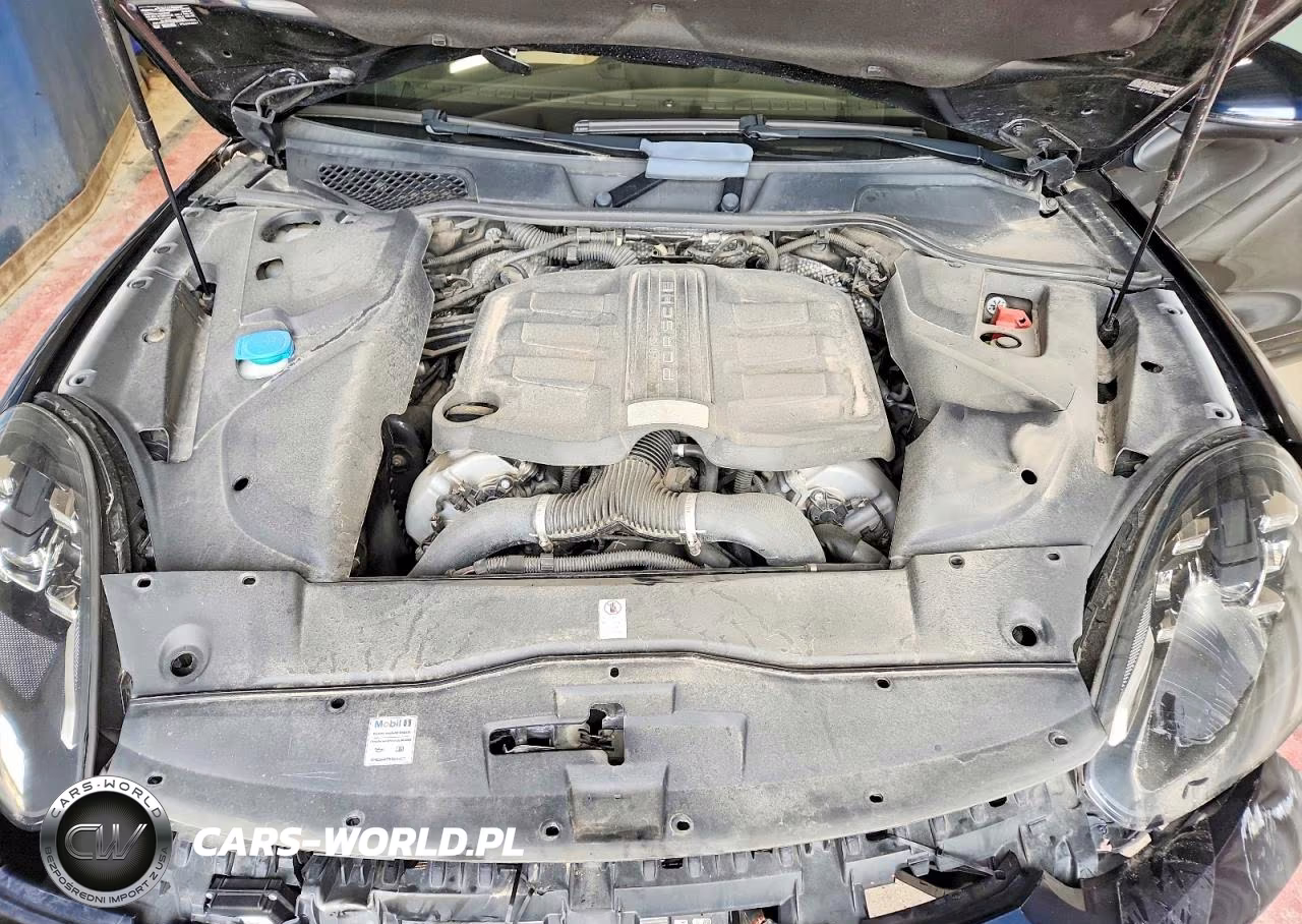 2018 Porsche Cayenne S VIN:WP1AB2A2XJLA60814 - 12