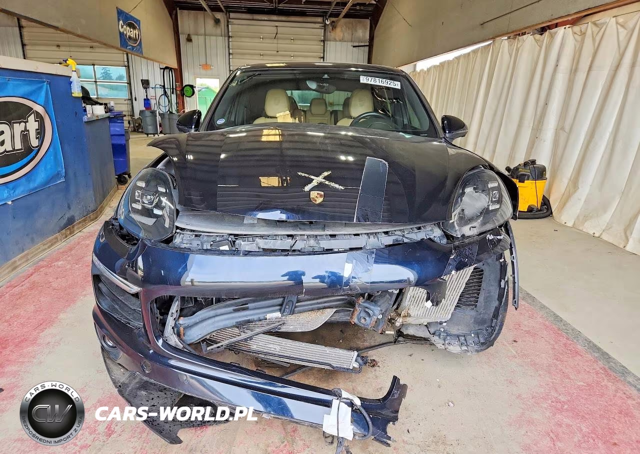2018 Porsche Cayenne S VIN:WP1AB2A2XJLA60814 - 5