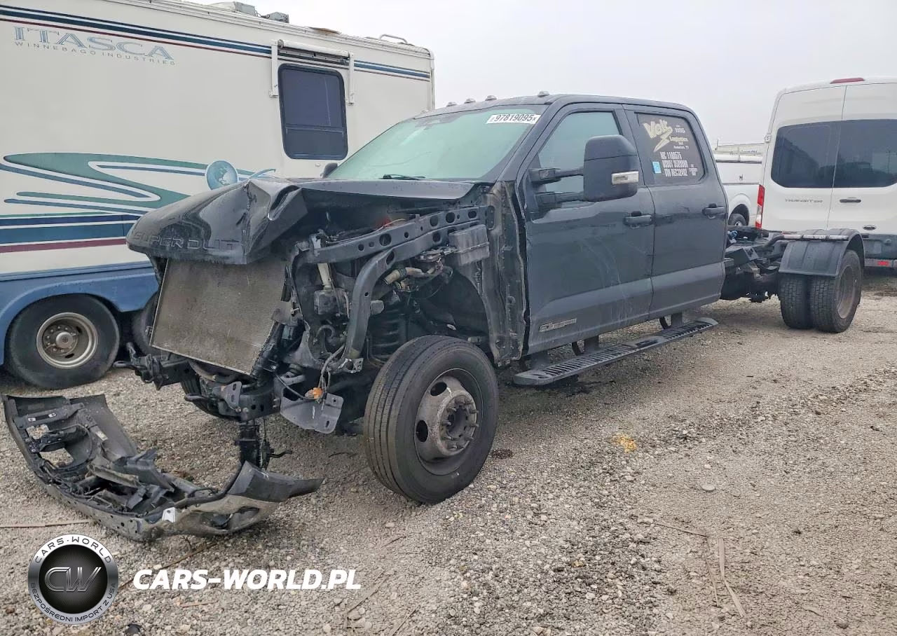 2024 Ford F550 Super Duty Truck Cab And Chassis VIN:1FD0W5HT2REC32492 - 2