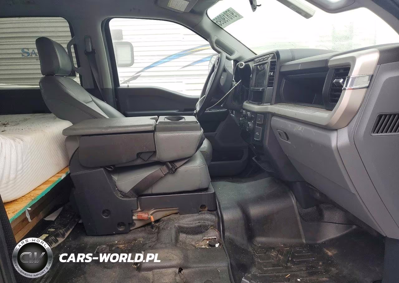 2024 Ford F550 Super Duty Truck Cab And Chassis VIN:1FD0W5HT2REC32492 - 5