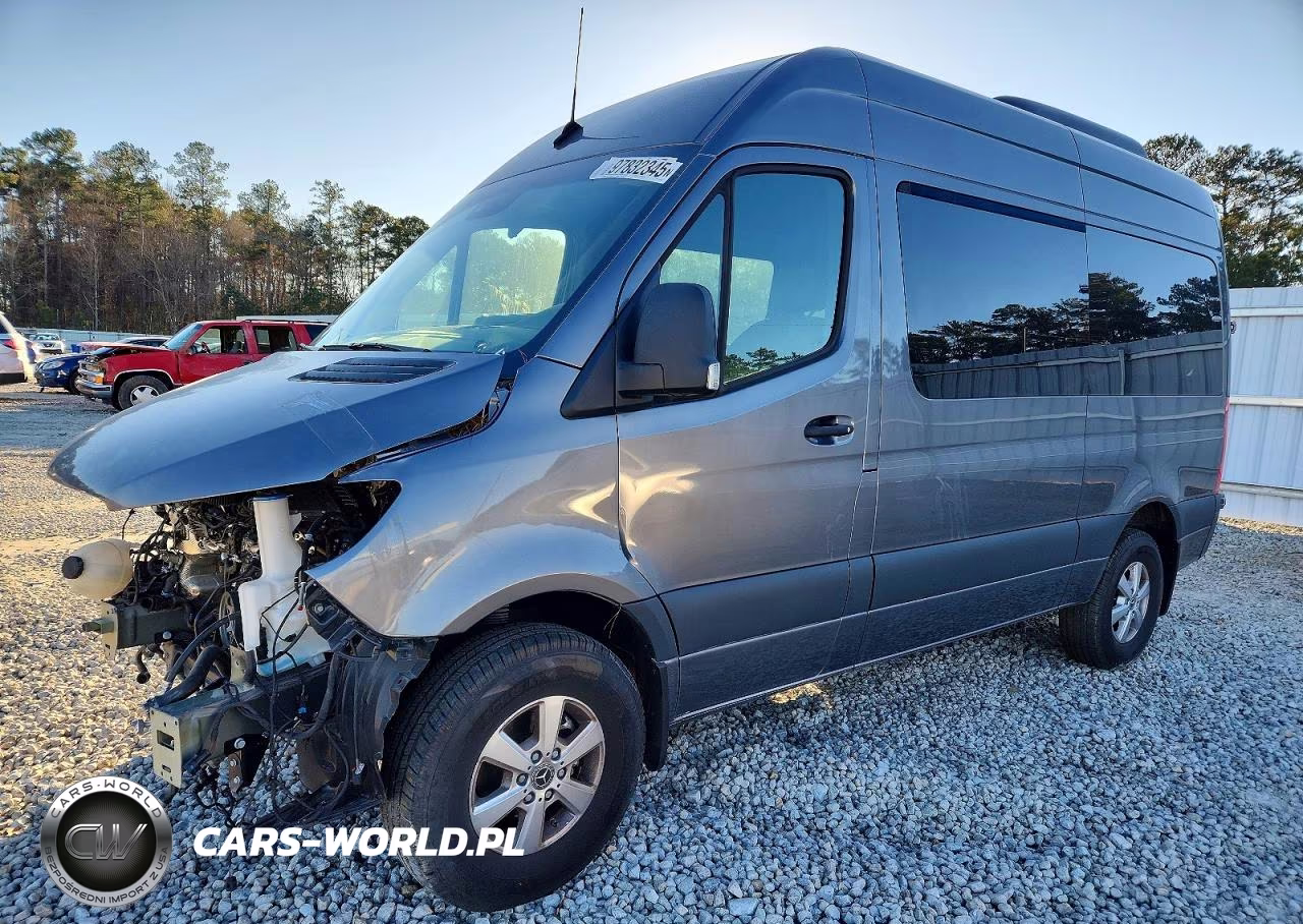 2023 Mercedes-Benz Sprinter 2500 – zdjęcie 1 z 13