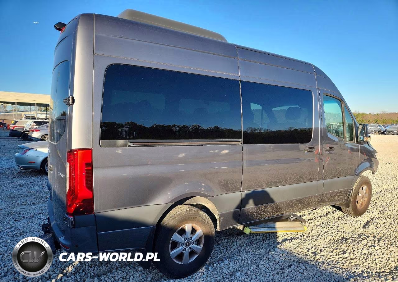 2023 Mercedes-Benz Sprinter 2500 VIN:W1Z4NFHY5PT122448 - 3