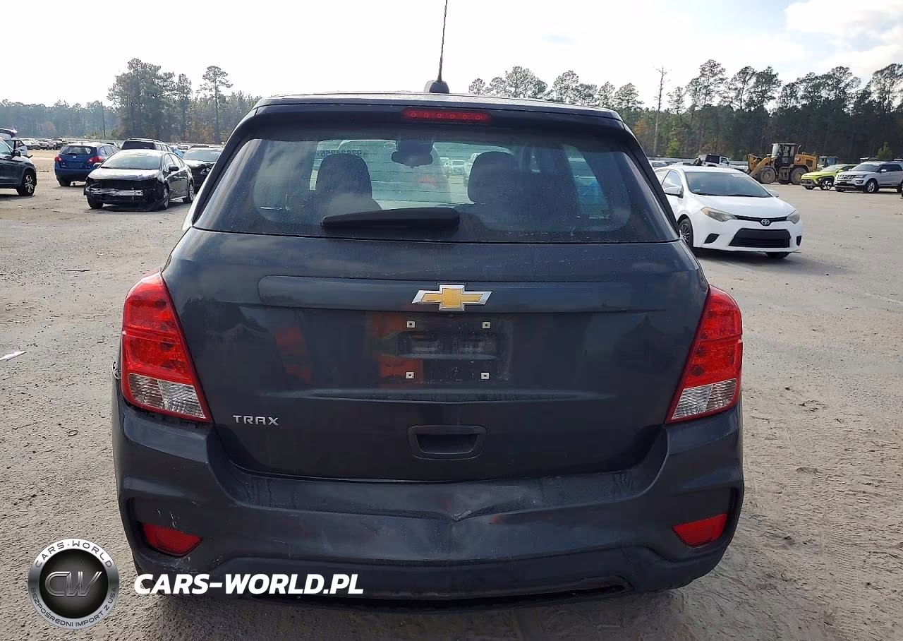 2019 Chevrolet Trax Ls VIN:3GNCJKSB5KL163695 - 6