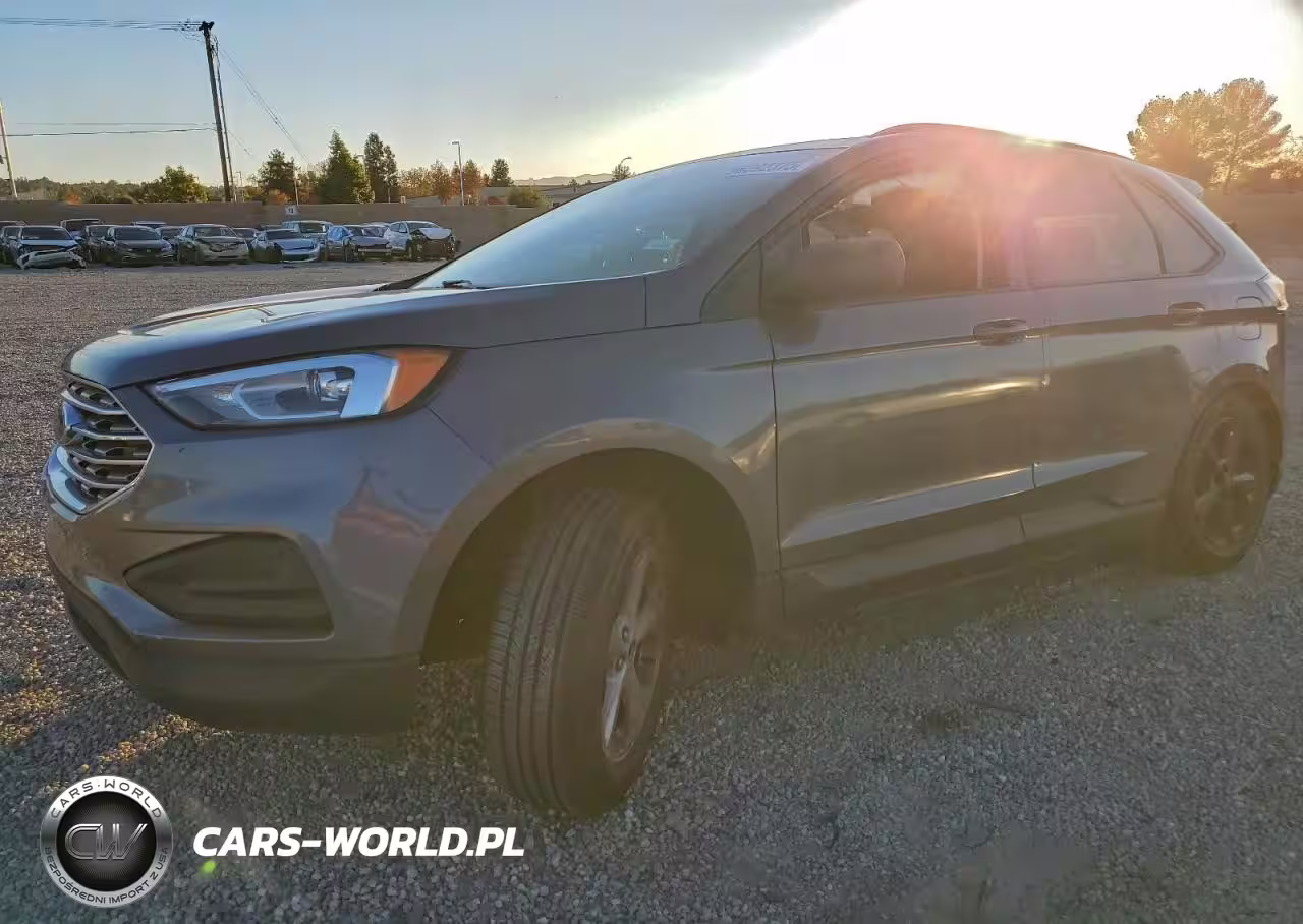 2021 Ford Edge Se
