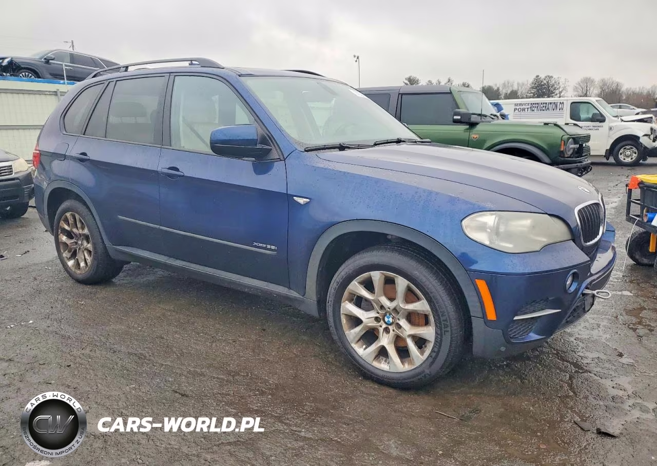 2012 BMW X5 xDrive35I VIN:5UXZV4C50CL746800 - 4