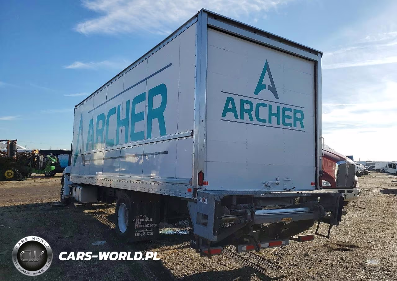 2019 Hino 268A Box Truck VIN:5PVNJ8JVXK4S71641 - 2
