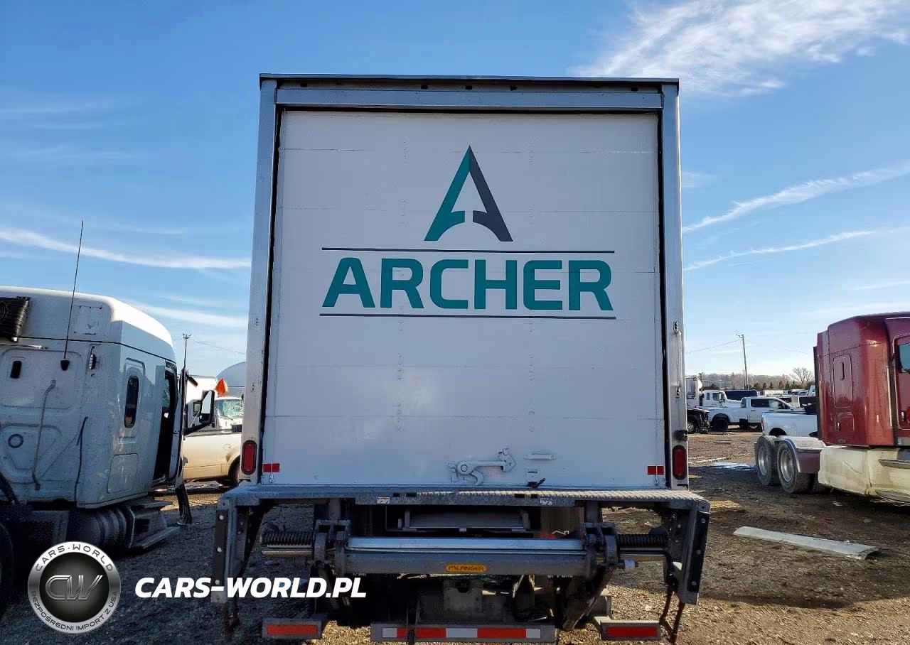 2019 Hino 268A Box Truck VIN:5PVNJ8JVXK4S71641 - 6
