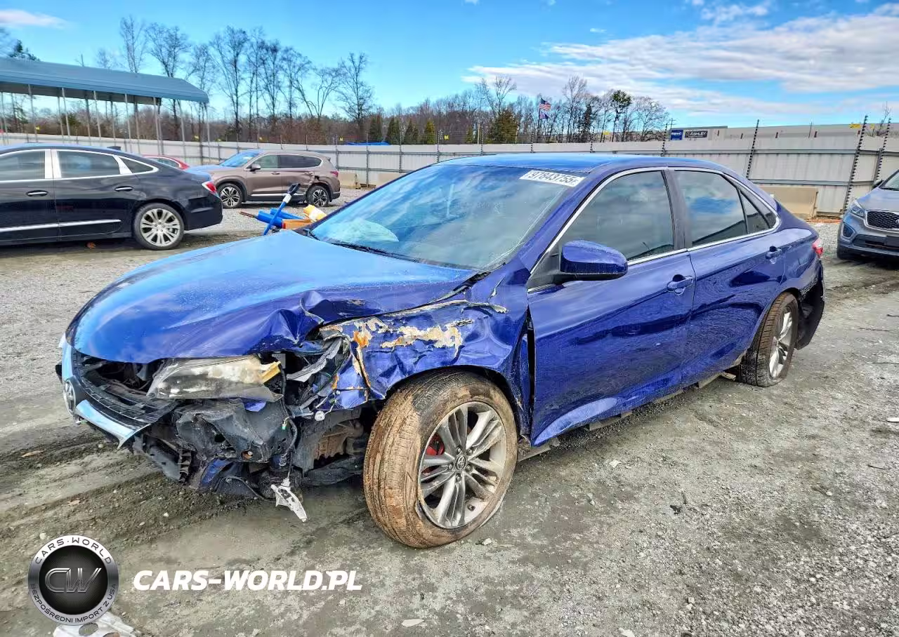 2016 Toyota Camry Le