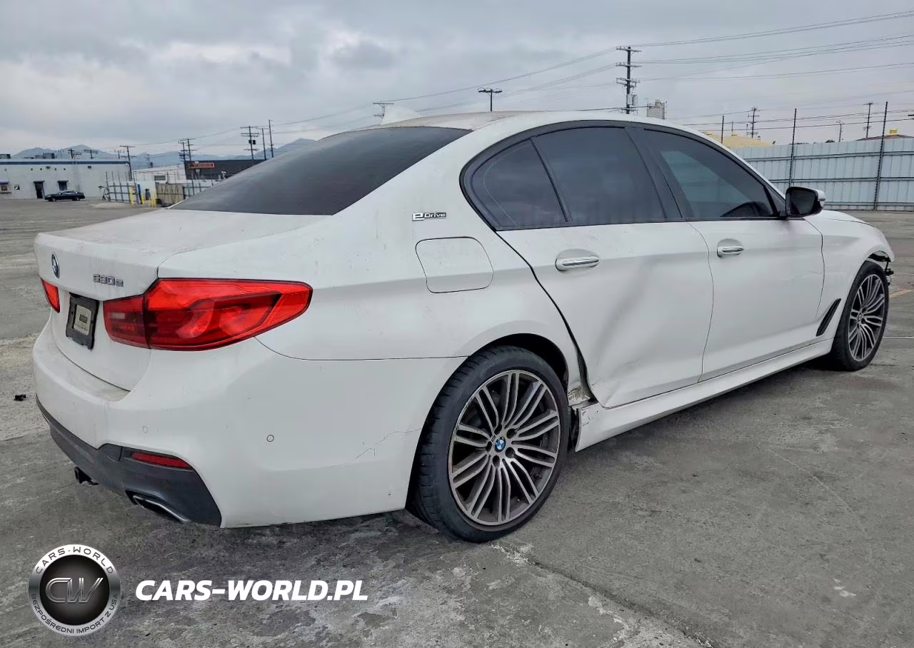 2018 BMW 530E VIN:WBAJA9C57JB252019 - 3