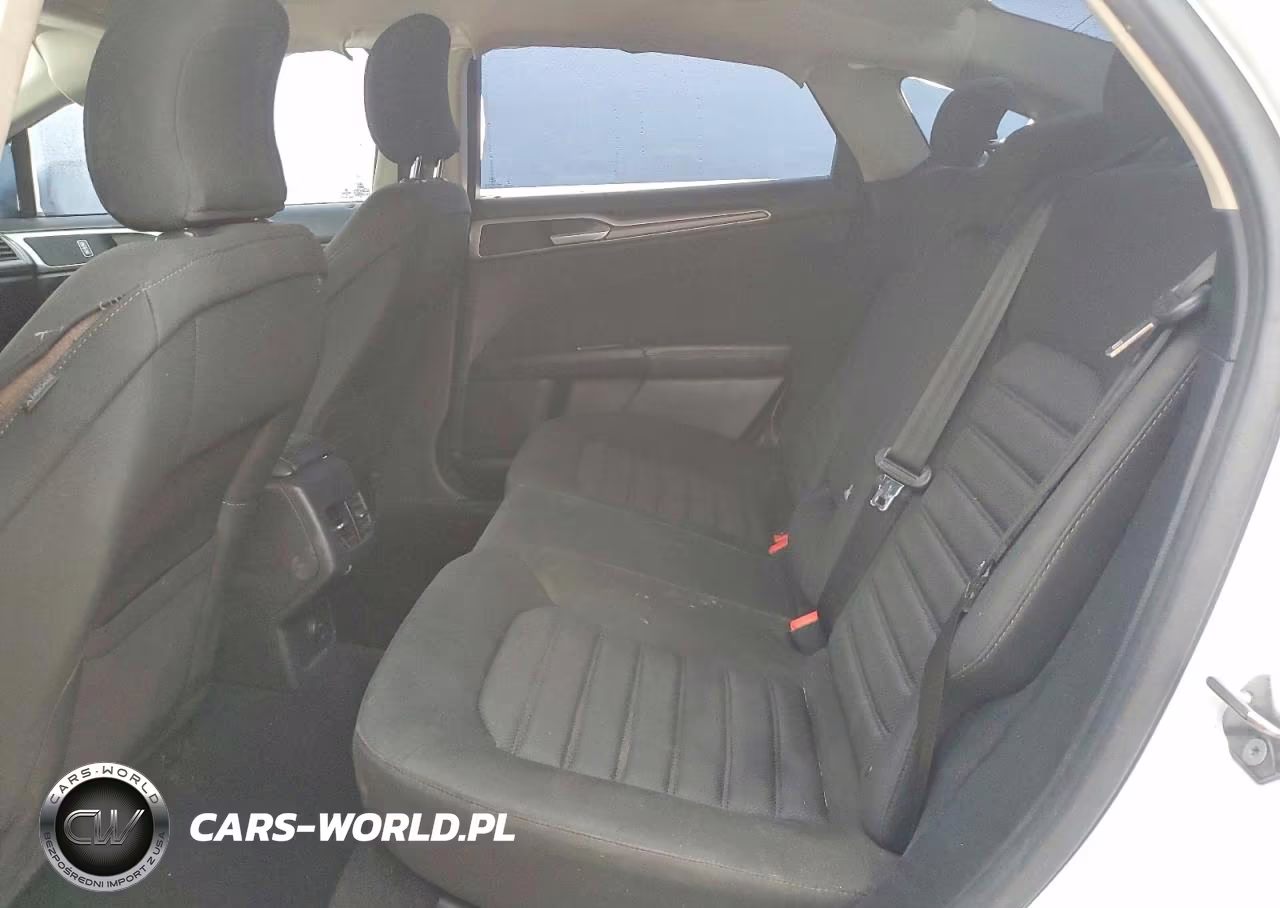 2017 Ford Fusion Se VIN:3FA6P0H79HR192639 - 10