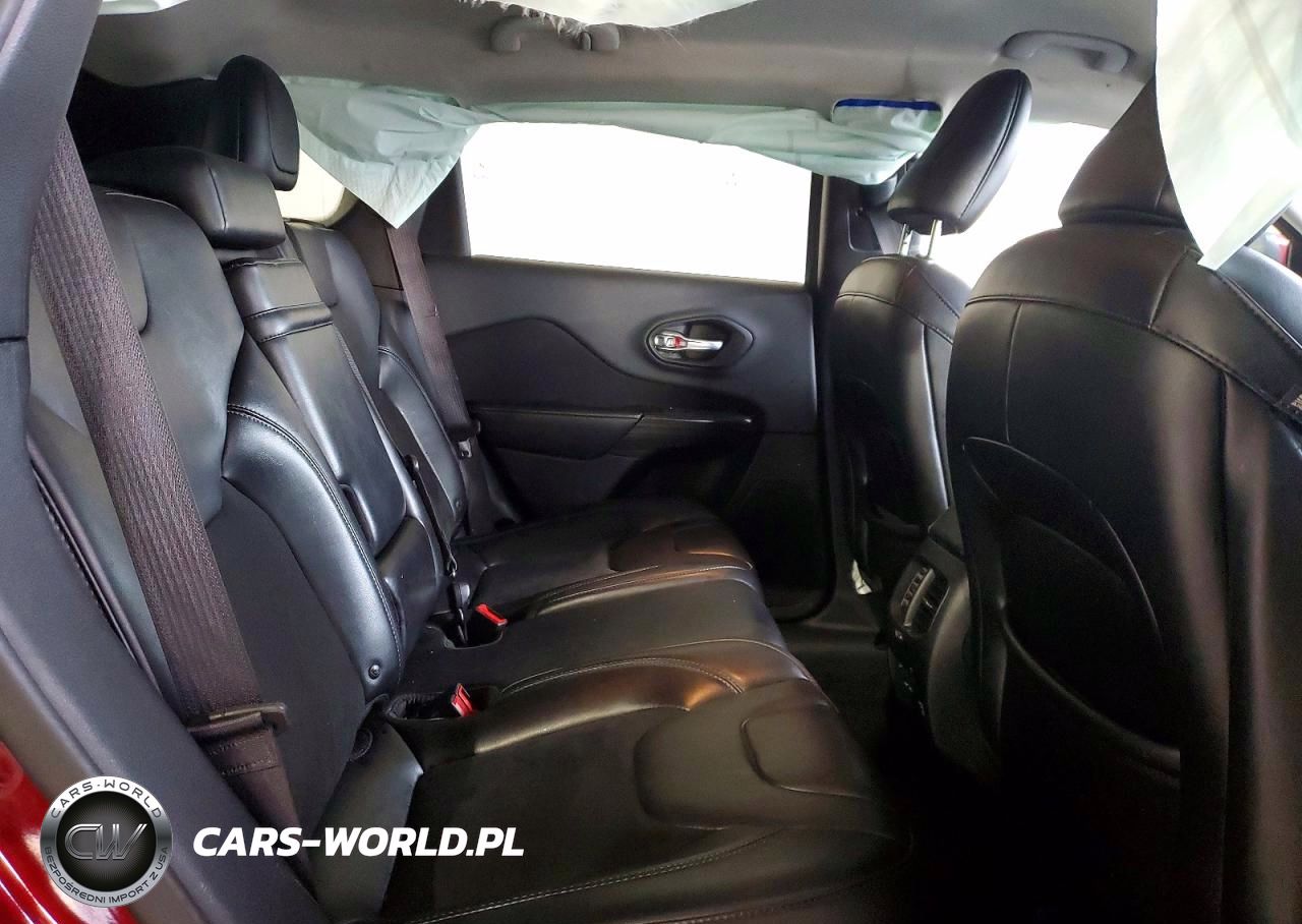 2019 Jeep Cherokee Latitude Plus VIN:1C4PJMLX5KD280439 - 11