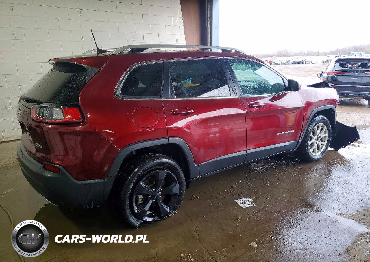 2019 Jeep Cherokee Latitude Plus VIN:1C4PJMLX5KD280439 - 3