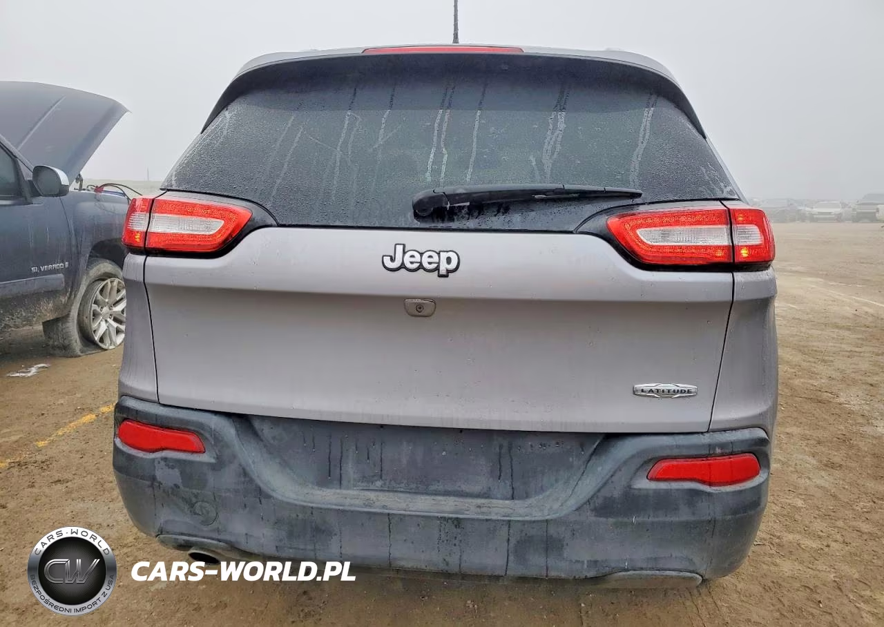 2018 Jeep Cherokee Latitude VIN:1C4PJLCB5JD566675 - 6